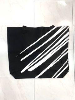 Black & White Large Tote Bag