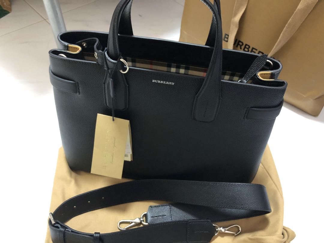 Burberry banner leather tote bag sales
