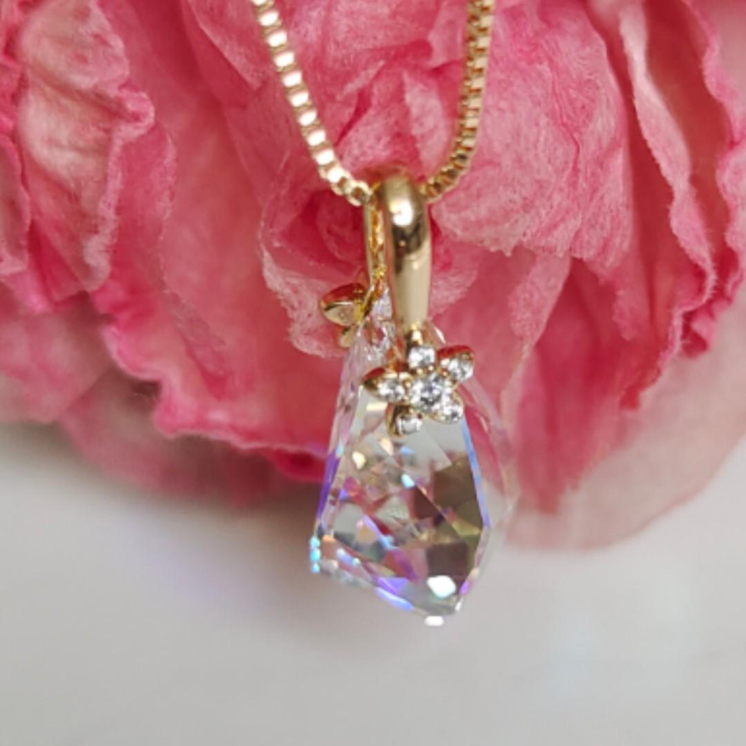 Cute top crystal necklaces
