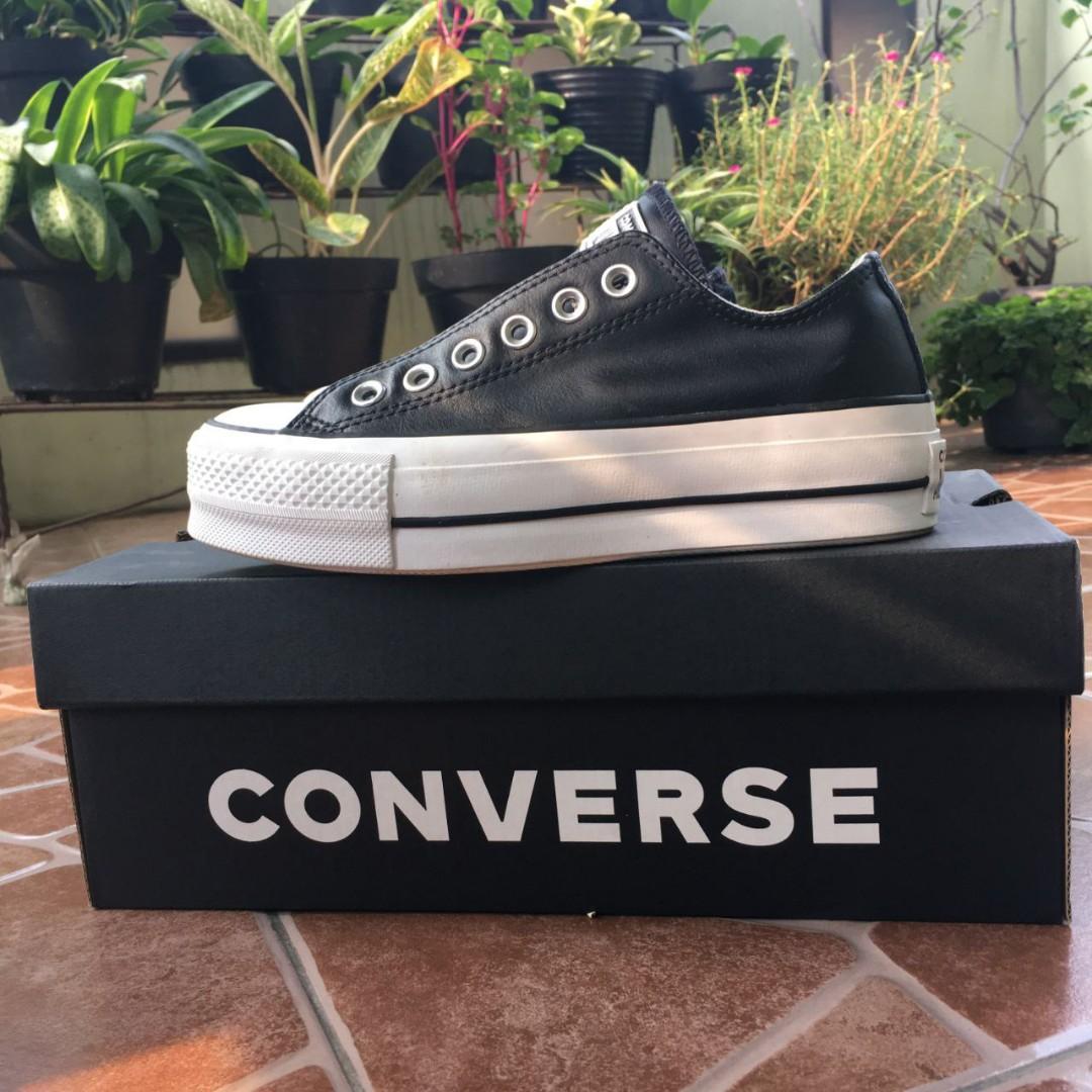 converse chuck taylor leather platform