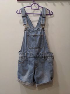 (Category: ) located in . Submitted by daynah15 (Listing ID 1107789458, Image 1). Description: .