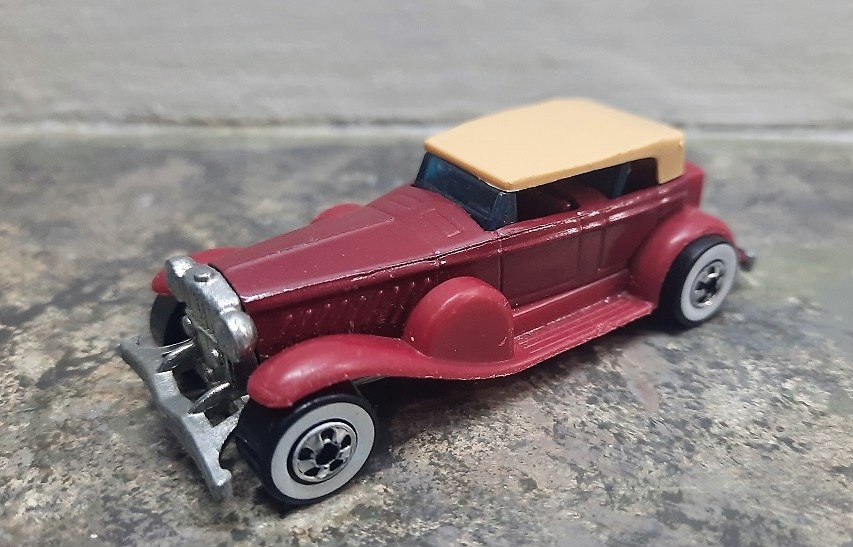 Hot Wheels 1976 Series 31 DOOZIE DUESENBERG Hobbies Toys Toys