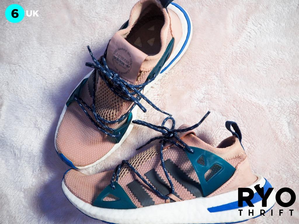 Adidas with the 3 on sale stripes die marke mit den