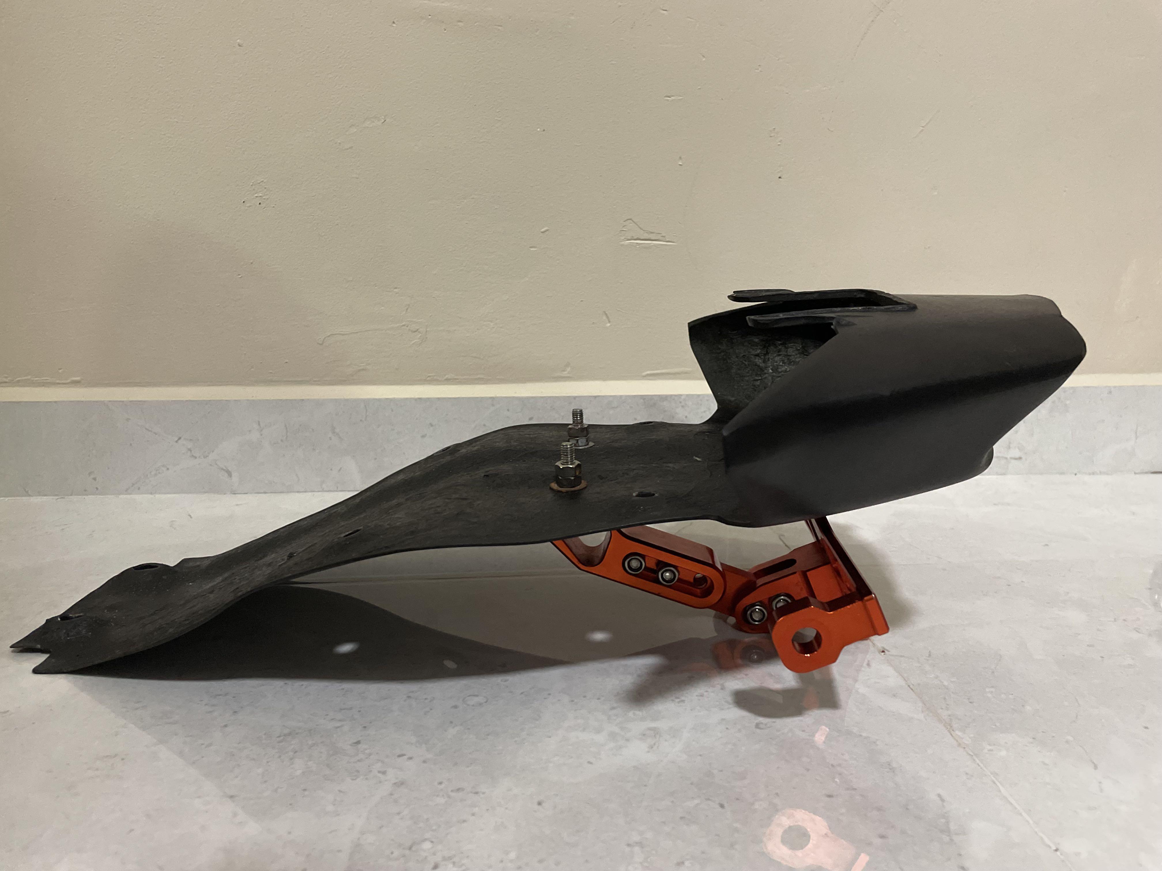 r&g tail tidy duke 200