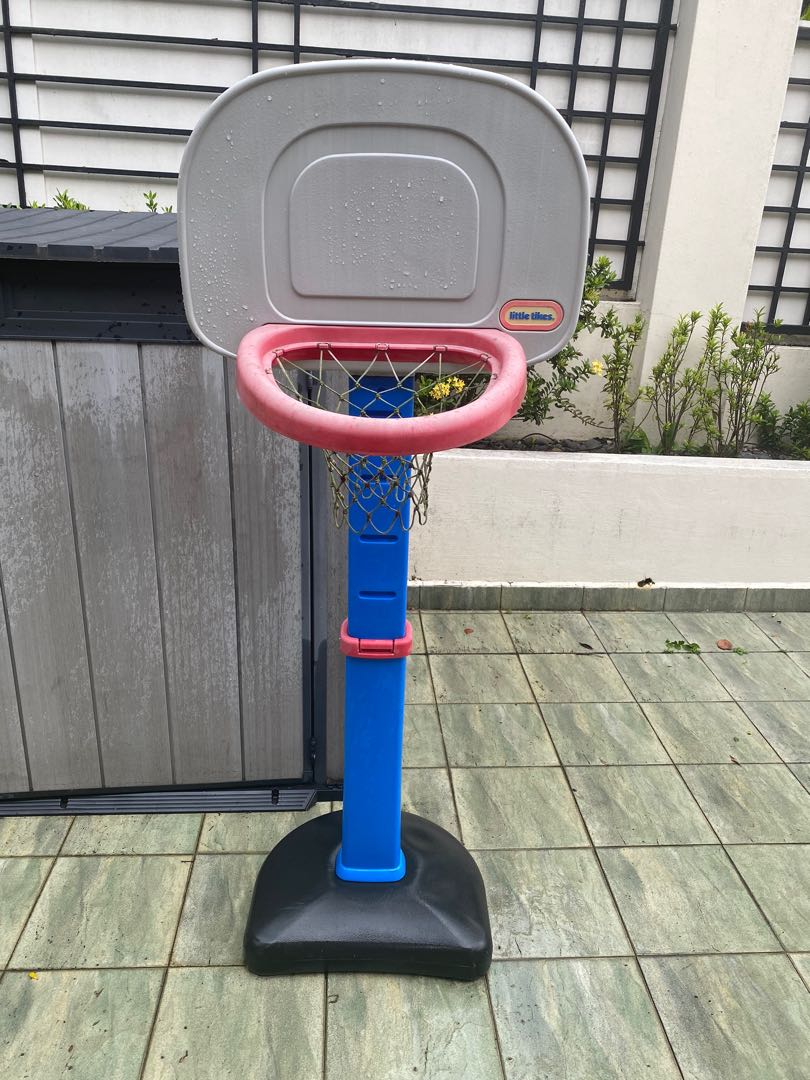 Little Tikes Adjustable Basketball Hoop, Hobbies & Toys, Toys & Games
