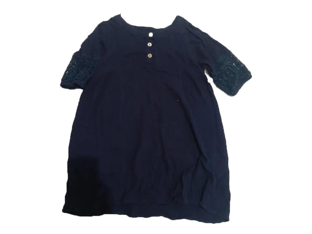 Navy Blue Sleeved Dress (Category: Dresses) located in Quezon City. Submitted by jinhit21 (Listing ID 1107807403, Image 1). Description: RFS: never worn Cute Sunday dress.