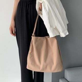 (Category: ) located in . Submitted by ecothriftmnl (Listing ID 1107771493, Image 1). Description: .