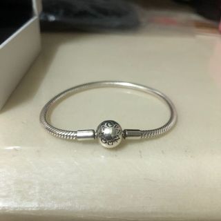 由 weeeess (刊登 ID 1107825322，圖片 1) 提交，位於 的 (類別：)，說明：。