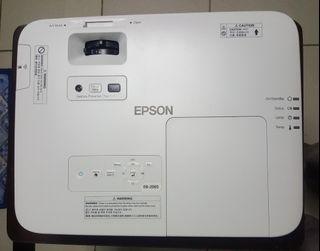 PROJECTOR EPSON EB-2065 5,500 LUMENS XGASecond Hand- Good As New / Lamp Used: 62 hrs.