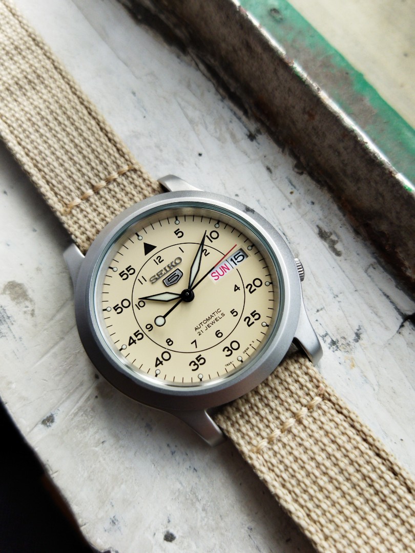 Seiko snk803 cream discount dial