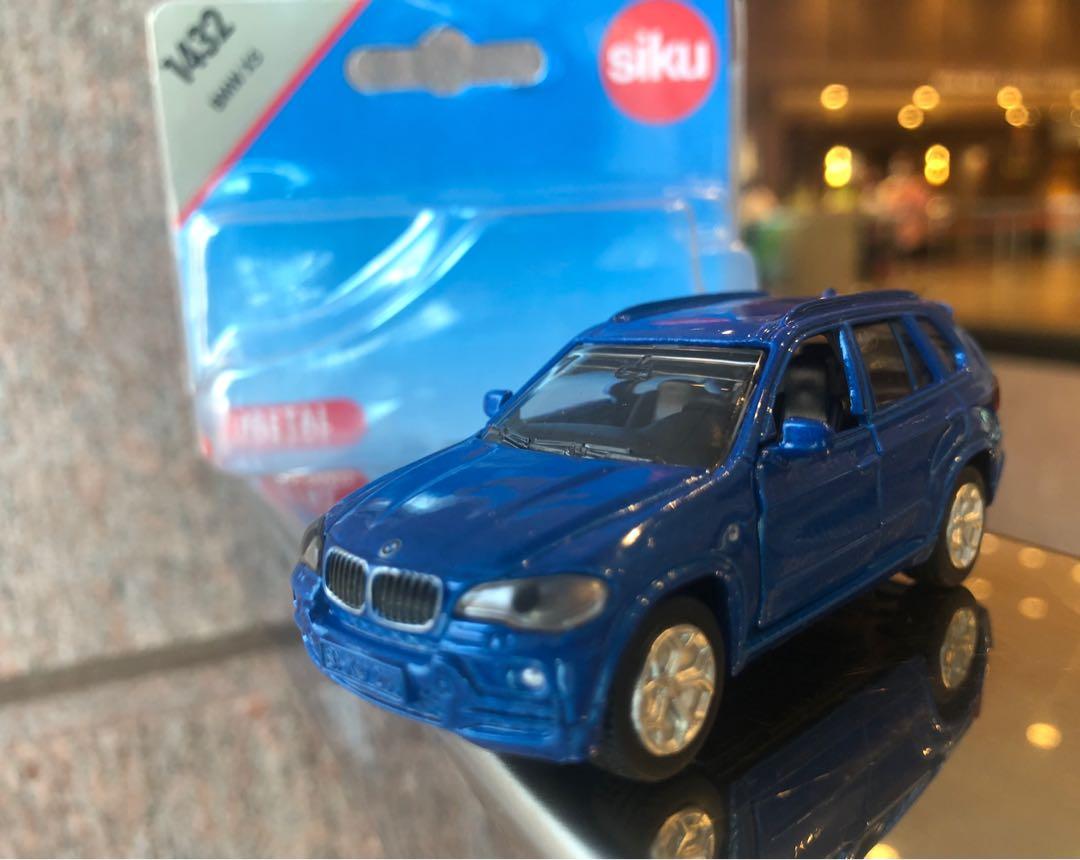 Siku 1432 BMW X5 SUV Not Tiny tomica Carousell