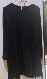 Tunik hitam