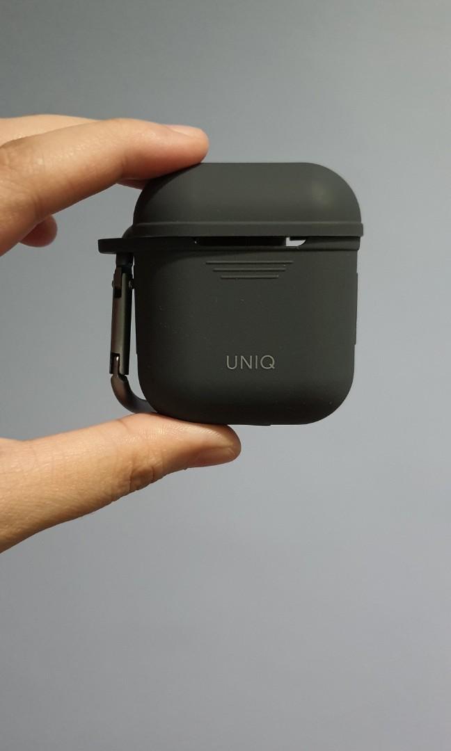 UNIQ Silicone Airpods Case (Category: Portable Audio Accessories) located in Quezon City. Submitted by eimaj08 (Listing ID 1107823184, Image 1). Description: .