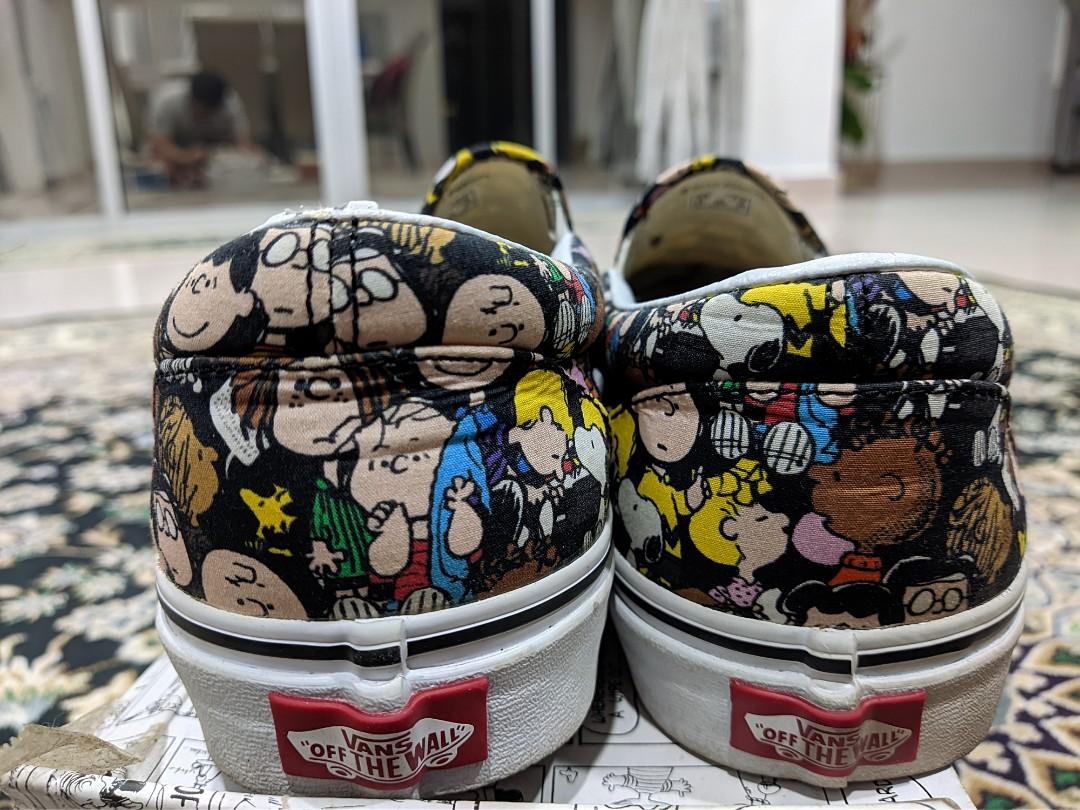Vans slip on peanuts the gang black Men s Fashion Footwear