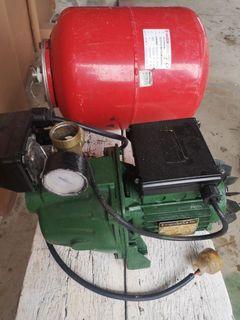 Water pressure tank with motor(for sale)