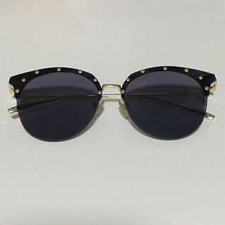 (Category: ) located in . Submitted by seriouslybuy (Listing ID 1107823694, Image 1). Description: .
