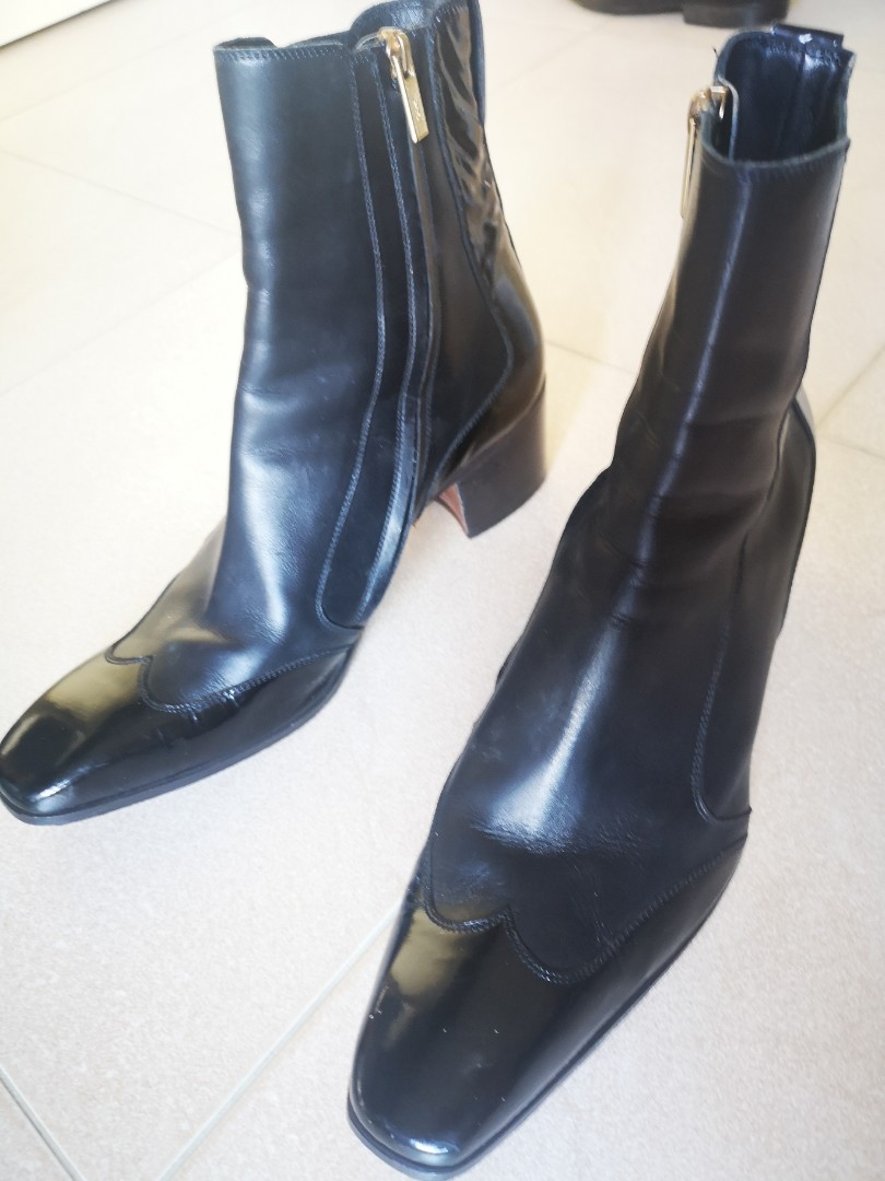 Yves saint new arrivals laurent johnny boots