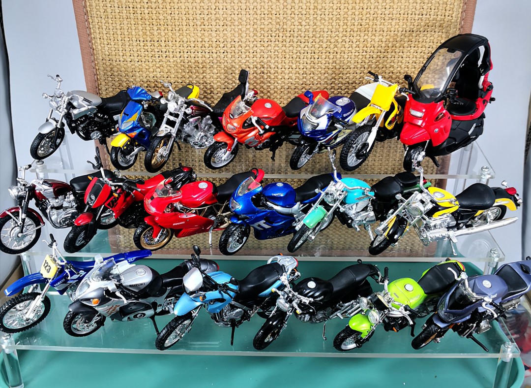 1/18 Scale Diecast Motorcycles Maisto, Hobbies & Toys, Collectibles