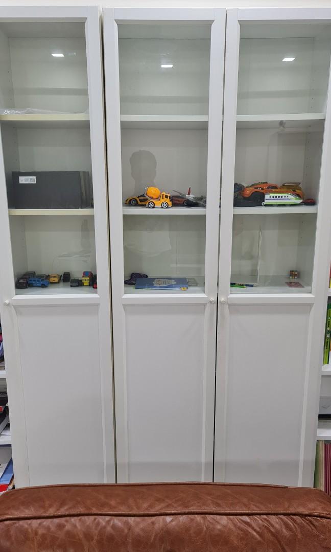 Single outlet billy bookcase