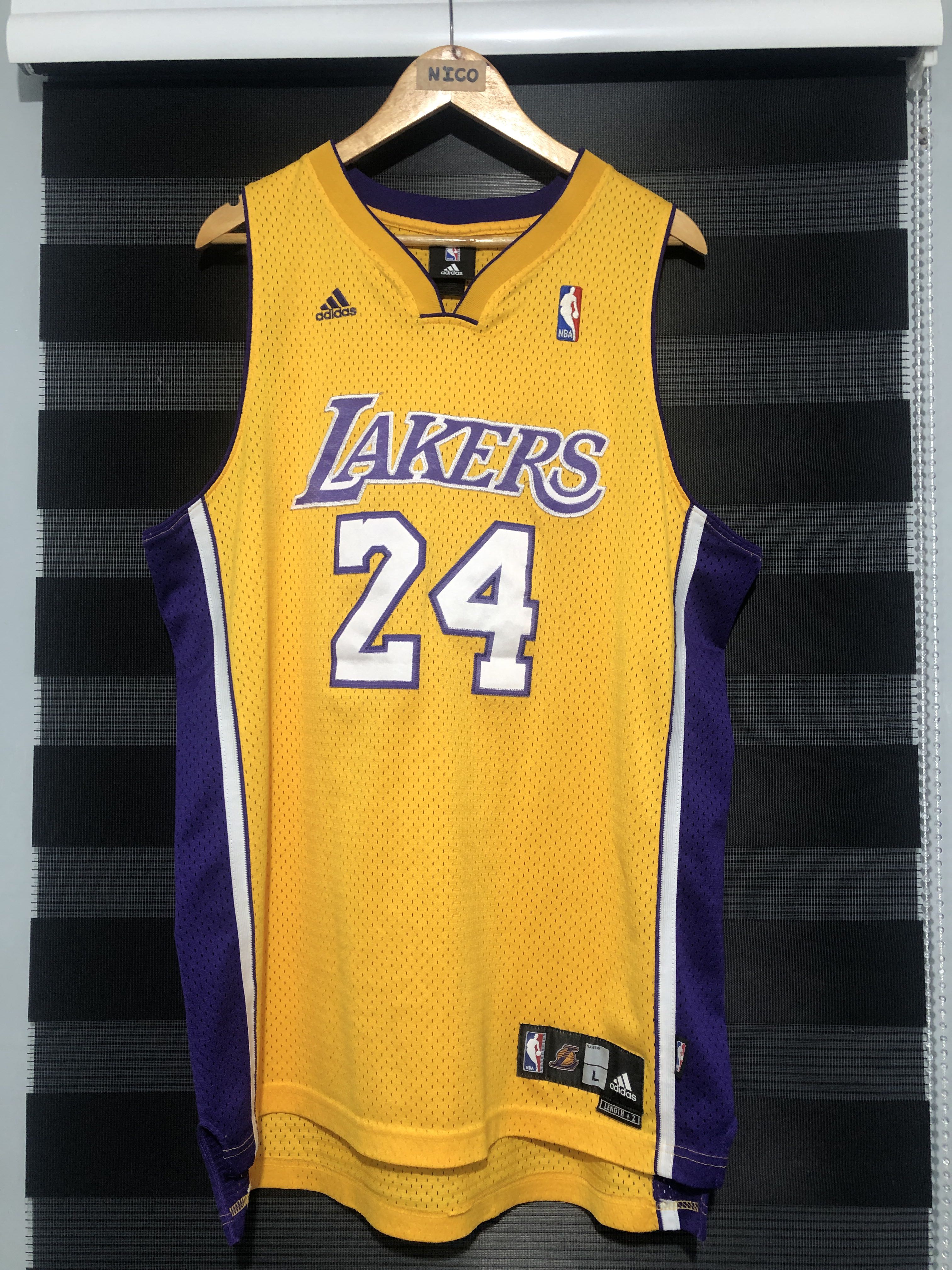 Adidas La Lakers Kobe Bryant #24 T-Shirt Fits Small