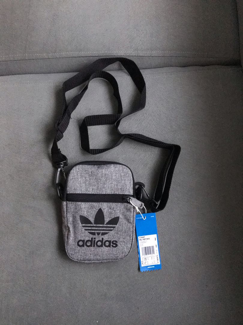 Adidas originals melange fest bag Fesyen Pria Tas Dompet Tas Selempang di Carousell