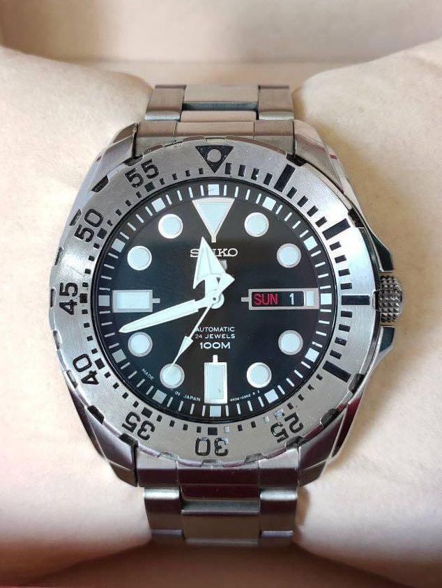 Auth Seiko 5 Sports Silver Monster 4R36-03T0 Watch for Men's, Men's  Fashion, Watches & Accessories, Watches on Carousell