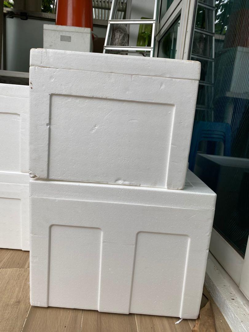 Boxes styrofoam (Category: Everything Else) located in Singapore. Submitted by naomilim (Listing ID 1106632269, Image 1). Description: Self collection They are all pretty new and these for stores for groceries. Bigger box -Quantity: 2 pcs (External Measurements) Length- 47cm Height with cover- 36cm Height without cover- 32cm Depth-36cm other boxes is slightly smaller (external measurements) -1qty Length- 40cm Height with Cover- 37cm Height withou