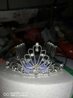 Claire Elegant Tiara Beauty Crown Design