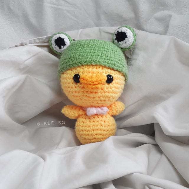 Crochet duck with frog hat Clearance