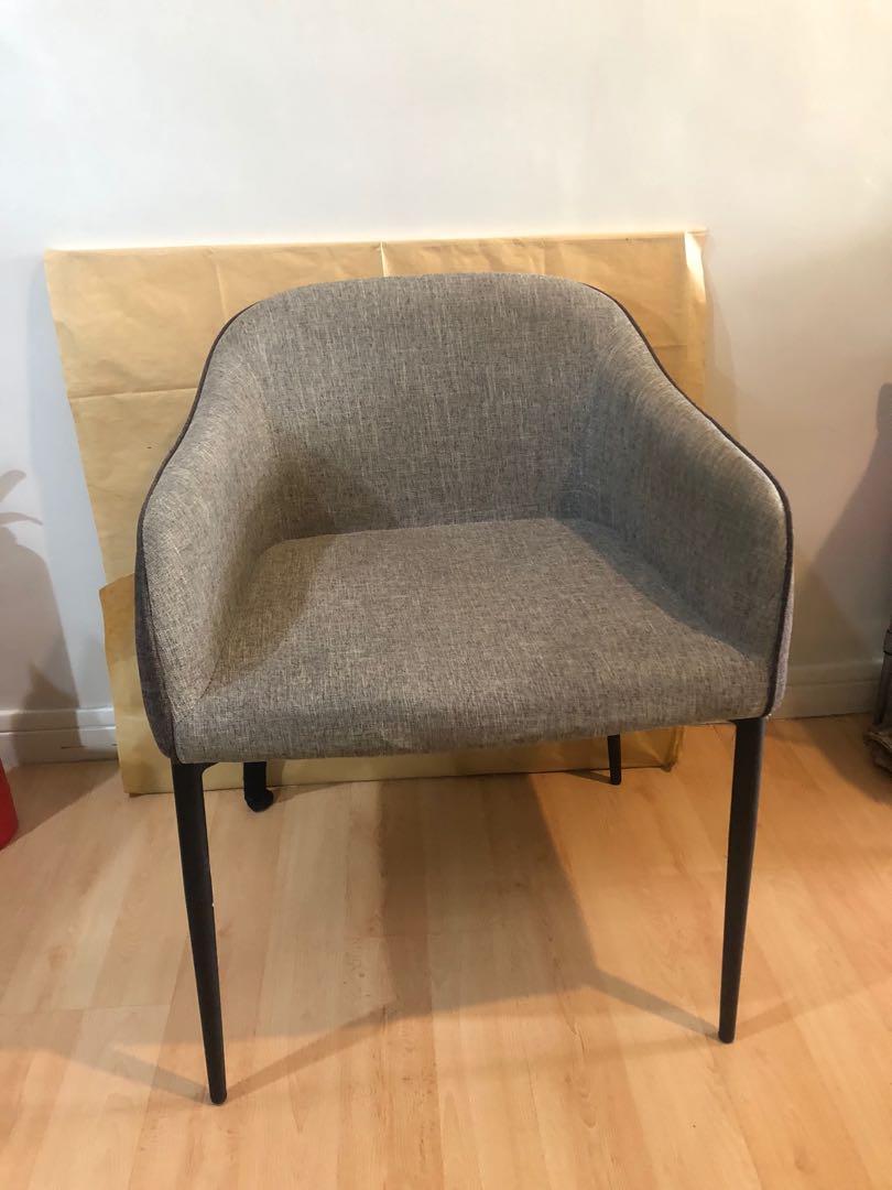 Desk/ accent chair, Furniture & Home Living, Furniture, Chairs on Carousell