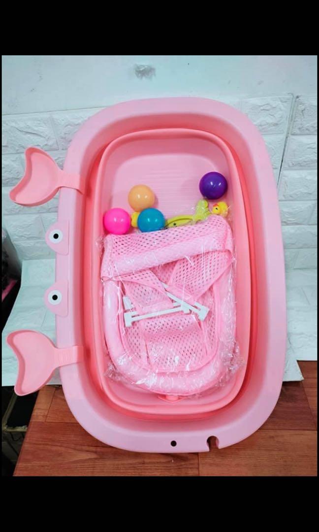 Foldable Bath Tub (Category: Bathtub & Bath Accessories) located in Quezon City. Submitted by kutiekath (Listing ID 1107951065, Image 2). Description: .
