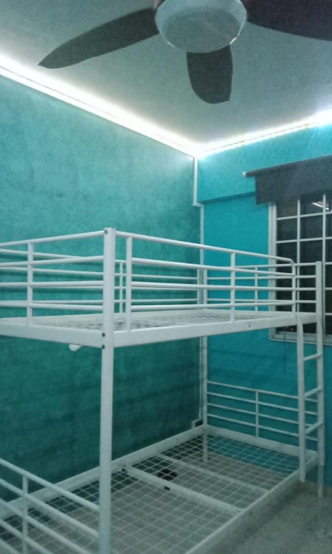 Free bunk bed with pull out, Furniture & Home Living, Furniture, Bed