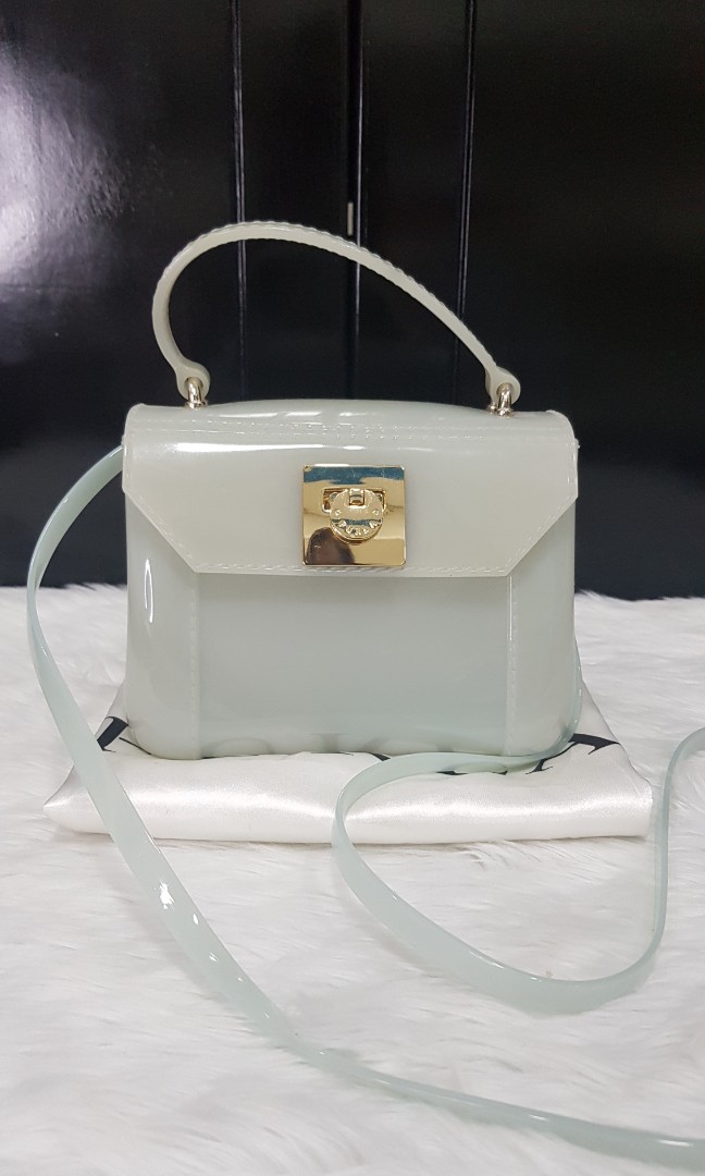 Sling best sale bag jelly