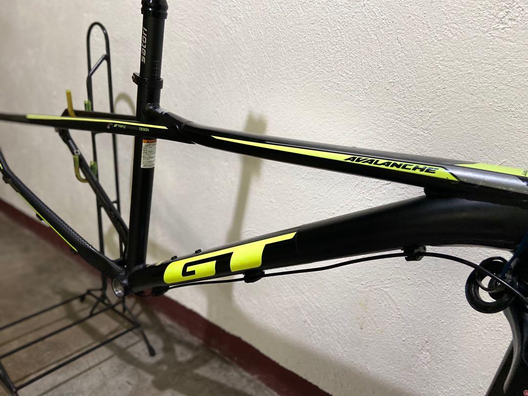 GT Avalanche 2019 frame with Dropper post