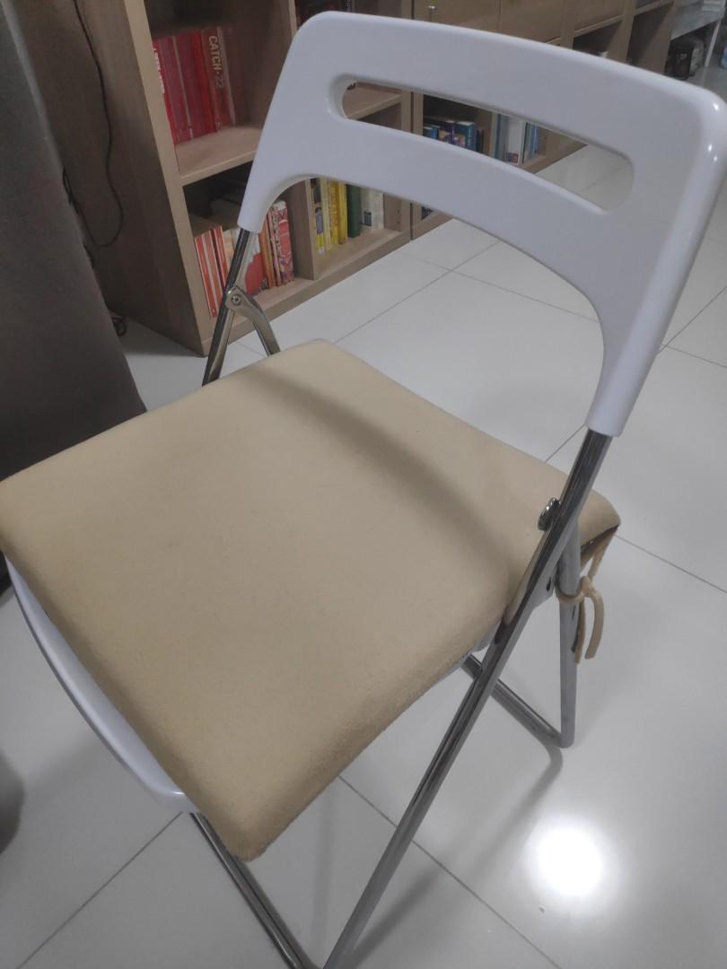 IKEA Nisse white foldable chair, Furniture & Home Living, Furniture