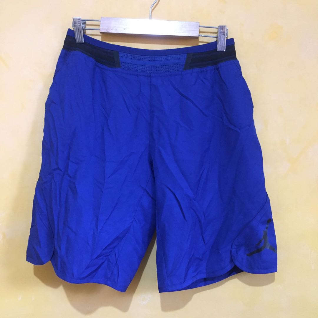 Jordan mid outlet flight victory shorts