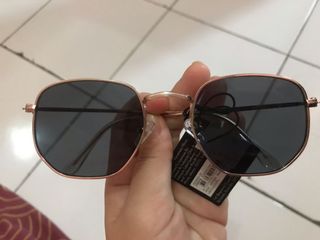 (Kategori: ) berada di . Dikirim oleh yolanda16 (ID iklan 1107880690, Gambar 1). Deskripsi: .