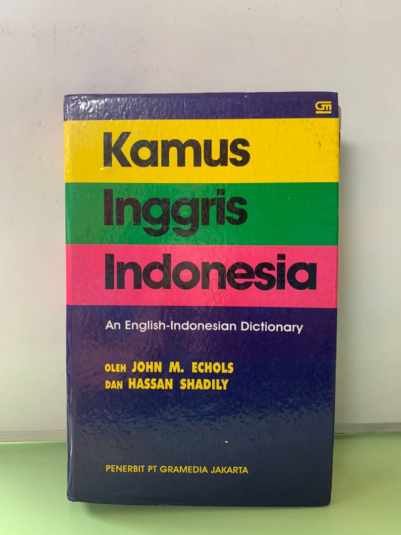 Kamus Inggris Indonesia Buku Alat Tulis Buku Di Carousell