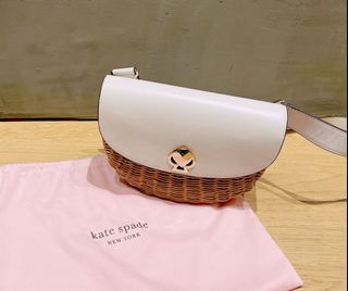 （分類：）位於 。 由 sunsetangelblue 提交（商品編號 1108025071，圖片 1）。簡介： 。