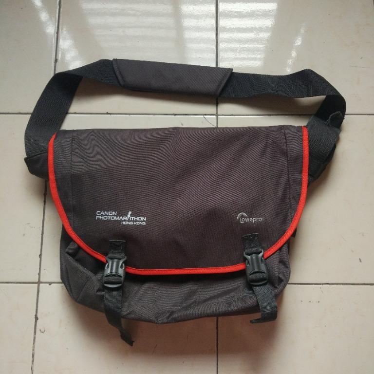 Lowepro passport messenger bag (Category: Camera Bags & Carriers) located in Pasay City. Submitted by denimdude.ph (Listing ID 1107881301, Image 1). Description: canon photomarathon bag.