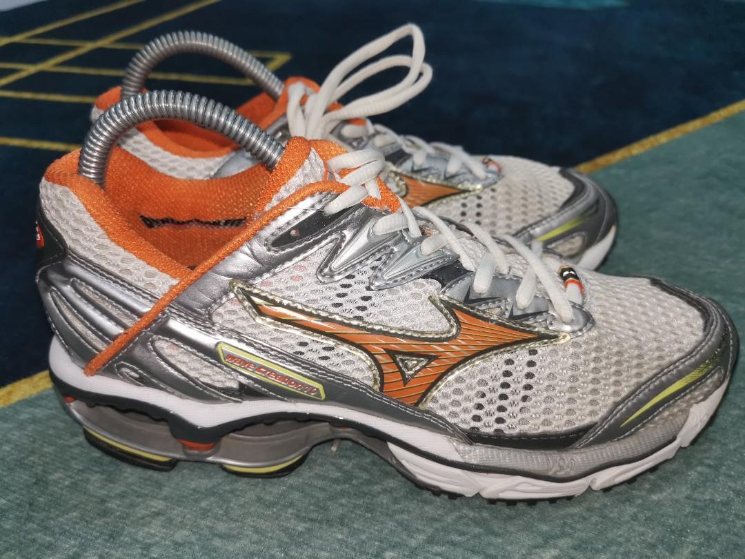 Mizuno Wave Creation 10 6UK