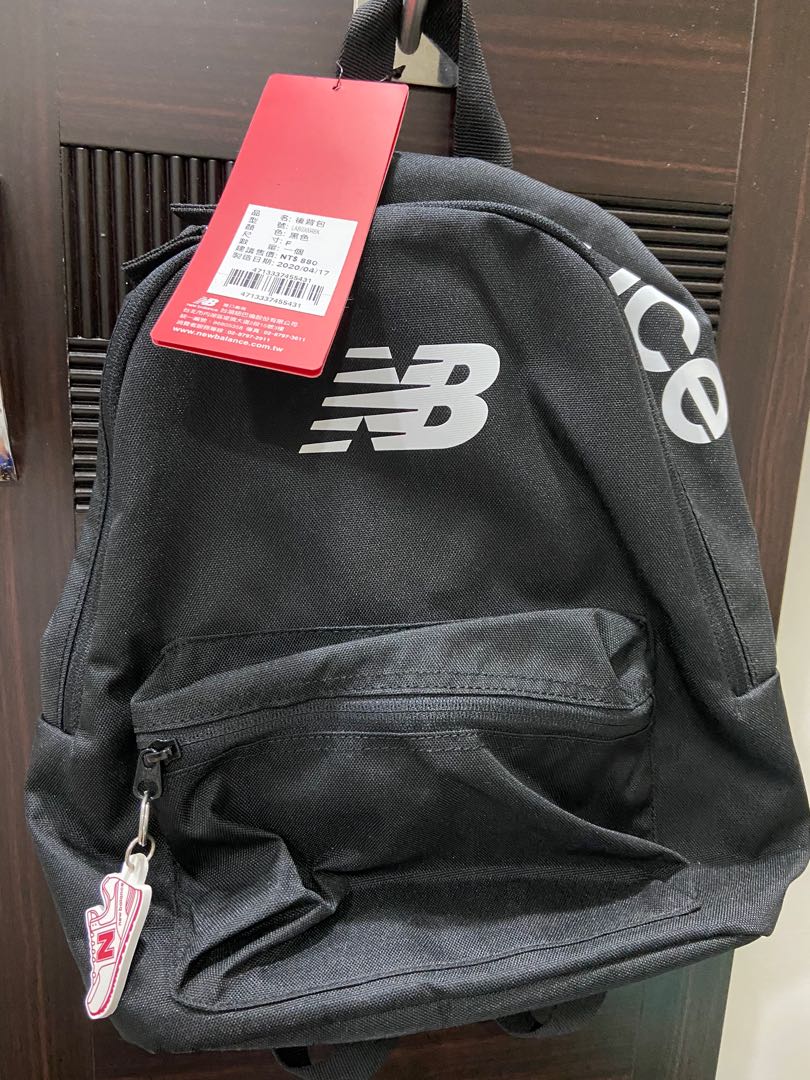 New Balance 後背包 她的時尚 包包在旋轉拍賣