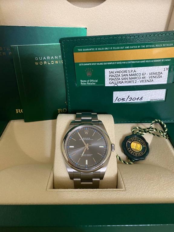 Rolex Oyster 39mm, Luxury, on Carousell
