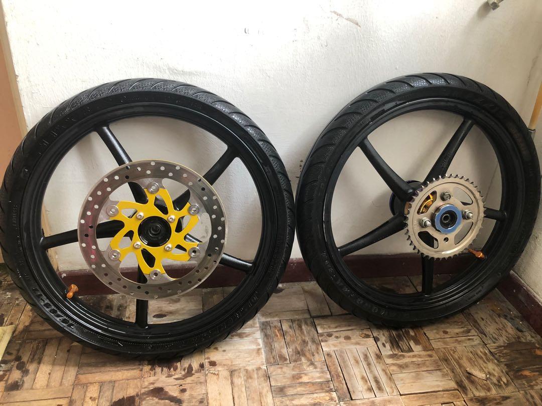 sport rim custom enkai 1.6x17 siap tayar maxxis RS150 Motorbikes