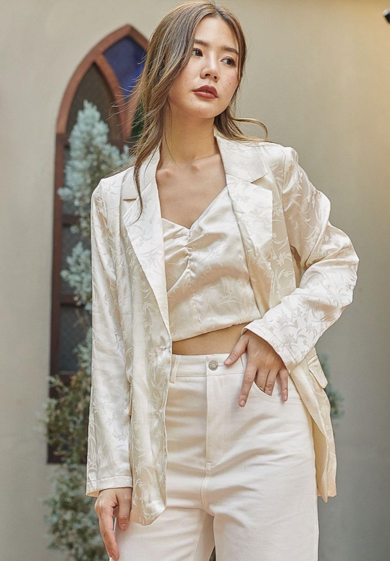 Ivory satin new arrivals blazer
