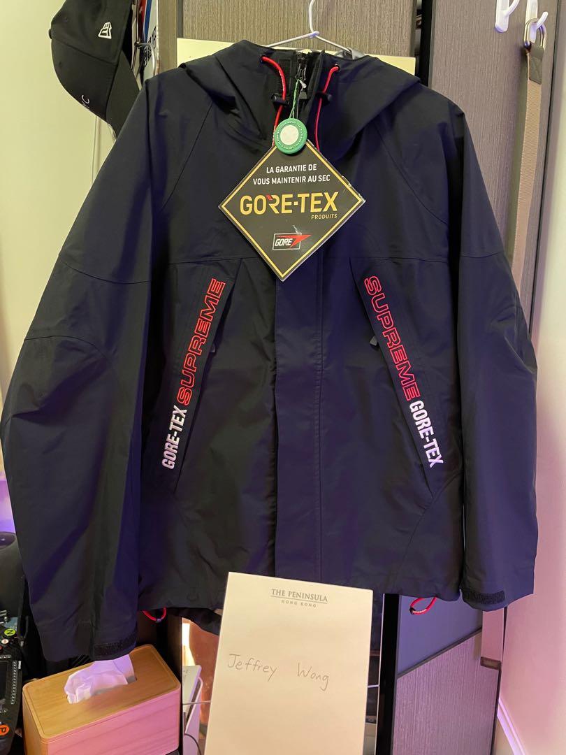 Supreme GORE TEX Taped Seam Jacket (Size S), 名牌, 服裝- Carousell