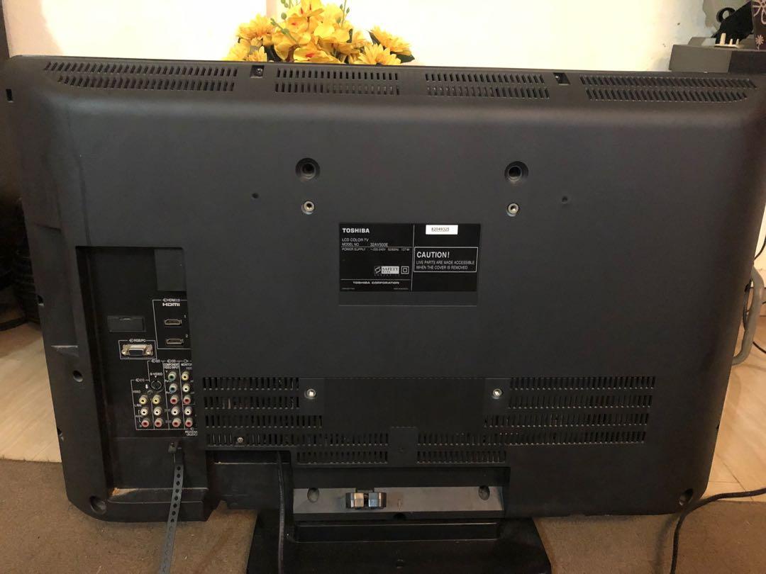 Toshiba tv model number 32AV500E, TV & Home Appliances, TV