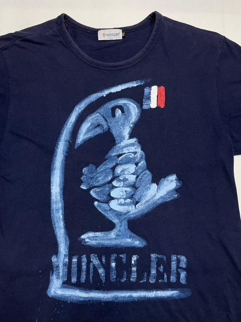 Vintage moncler logo store