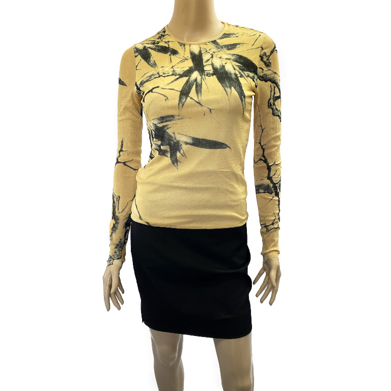 Vivienne Tam Vintage Beige Printed Top, Women's Fashion, Tops, Blouses on Carousell Vivienne Tam Vintage Beige Printed Top, Women's Fashion, Tops, Blouses on Carousell