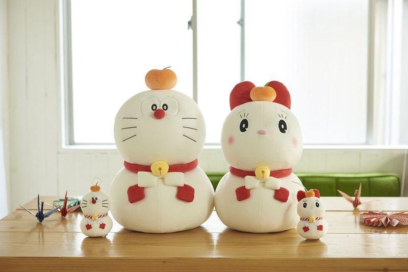 預售產品 23 8 截單 日本直送 日本郵局x多啦a夢超可愛鏡餅造型攬枕 玩具 遊戲類 毛公仔 Carousell 預售產品 23 8 截單 日本直送 日本郵局x多啦a夢超可愛鏡餅造型攬枕 玩具 遊戲類 毛公仔 Carousell